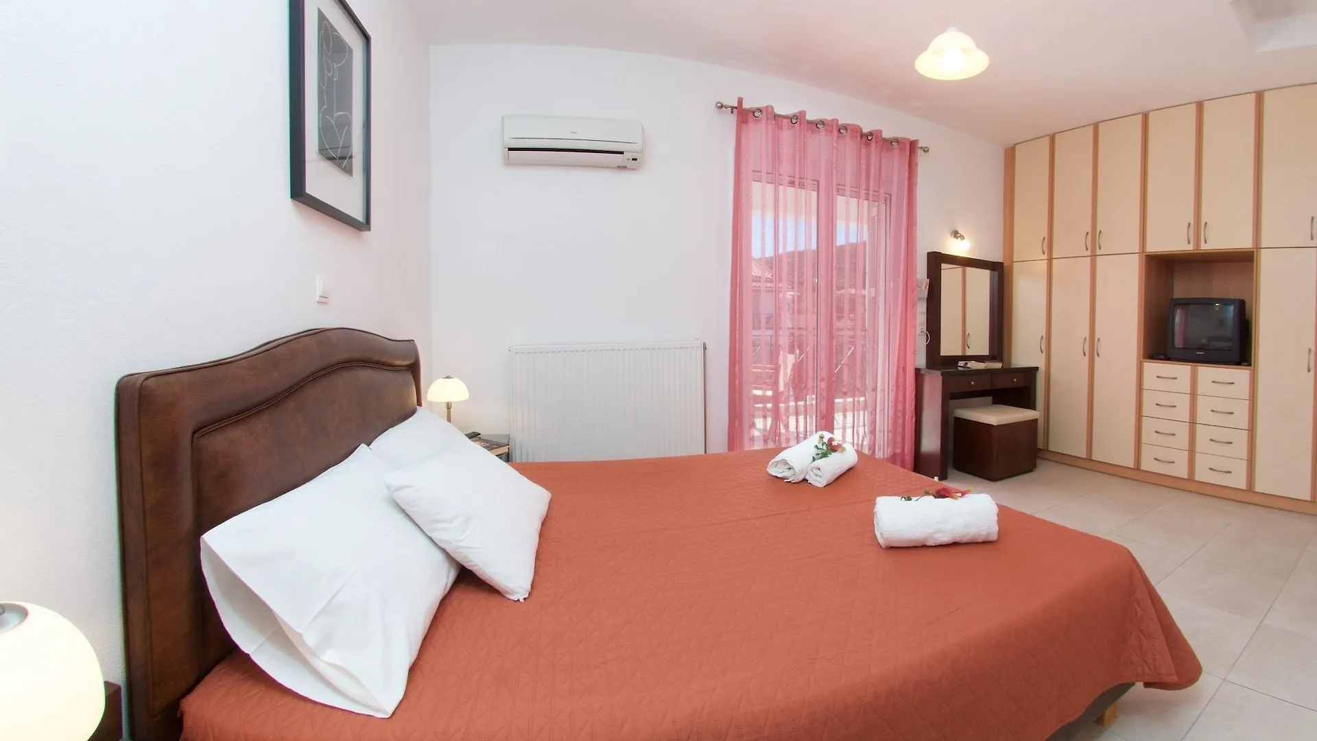 Apartment Studios Diamanto Karavomylos Greece