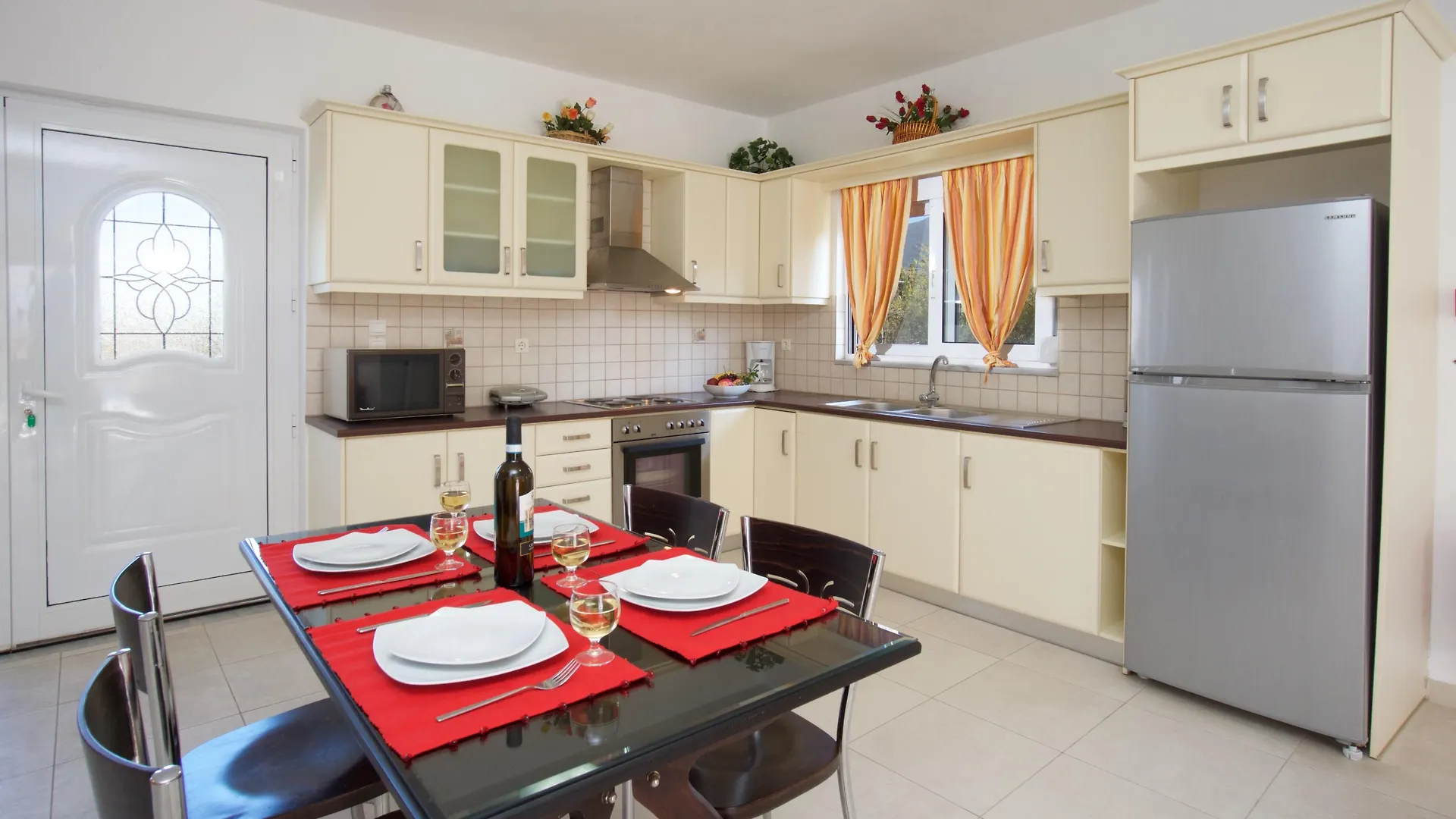 Studios Diamanto Karavomylos Greece