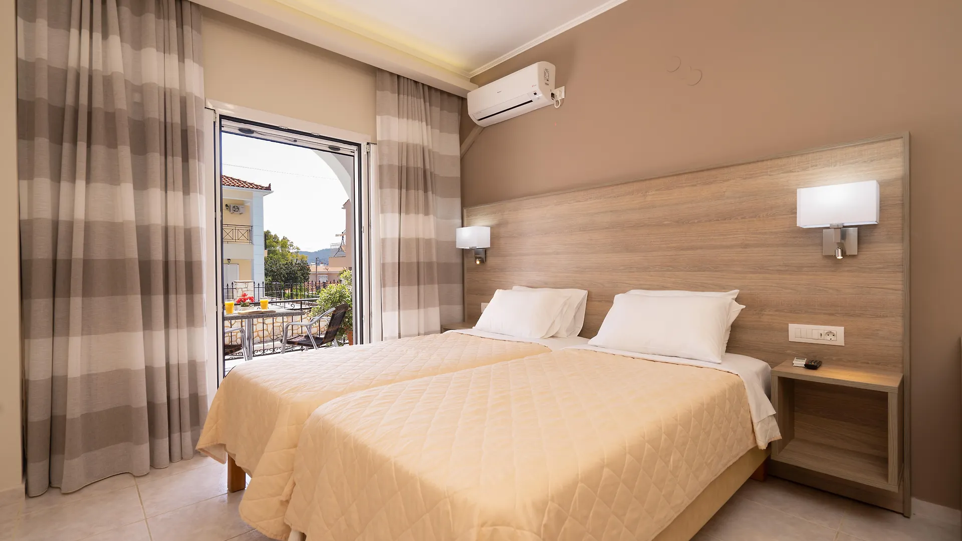 Apartment Studios Diamanto Karavomylos