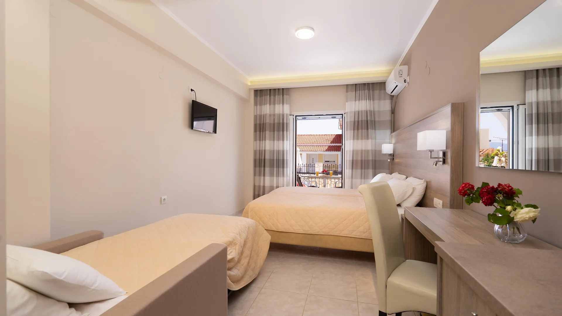 Apartment Studios Diamanto Karavomylos